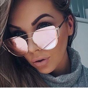 Rose Gold Mirrored Sunglasses
